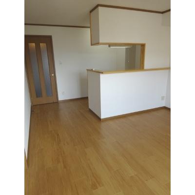カサ・ピスタ 206【管理NO：1-010839501-02060】 ★家具家電は申し込み後に搬入します★ ★2026年11月中旬入居可能★の物件写真2