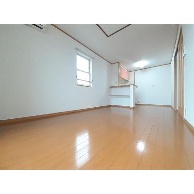 グラディートⅡ 201【管理NO：1-012878802-02010】 ★家具家電は申し込み後に搬入します★ ★2026年11月中旬入居可能★の物件写真2