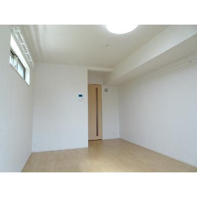 ラ・セゾン・メルヴェーユ 305【管理NO：1-023808401-03040】 ★家具家電は申し込み後に搬入します★ ★2026年10月中旬入居可能★の物件写真2