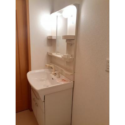 それいゆ東小二里 105【管理NO：1-013458201-01040】 ★家具家電は申し込み後に搬入します★の物件写真6