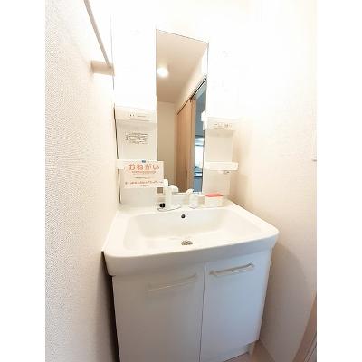 apartment 香川県三豊市詫間町詫間３８７９番地 

↓地図はこちらから