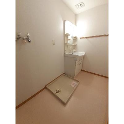 グリュッククレー　Ａ棟 201【管理NO：1-013049701-02010】 ★家具家電は申し込み後に搬入します★ ★2026年11月中旬入居可能★の物件写真6