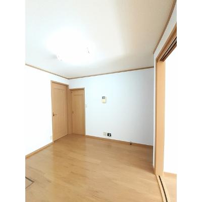 プランタン　ソレイユＢ 102【管理NO：1-013072002-01020】 ★家具家電は申し込み後に搬入します★ ★2026年11月中旬入居可能★の物件写真2