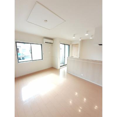 シーサイドビレッジＣ 104【管理NO：1-020241501-01040】 ★家具家電は申し込み後に搬入します★ ★2026年11月中旬入居可能★の物件写真2