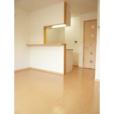 ナリッシュ　Ａ 203【管理NO：1-015702901-02030】 ★家具家電は申し込み後に搬入します★ ★2026年11月中旬入居可能★の物件写真2