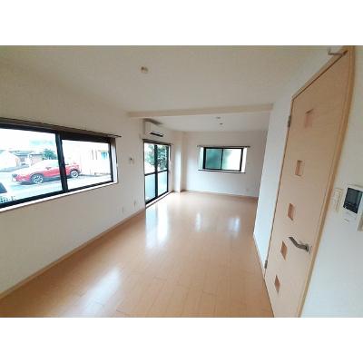ヴィクトワール府中 101【管理NO：1-007081201-01010】 ★家具家電は申し込み後に搬入します★ ★2026年11月中旬入居可能★の物件写真2
