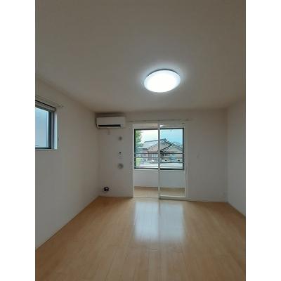 ハウス　フリーデ 201【管理NO：1-022559001-02010】 ★家具家電は申し込み後に搬入します★ ★2026年11月中旬入居可能★の物件写真2