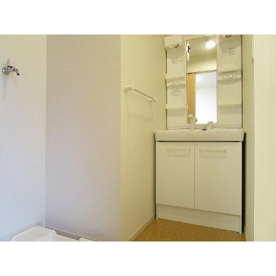 フレシール 102【管理NO：1-018385301-01020】 ★家具家電は申し込み後に搬入します★ ★2026年10月下旬入居可能★の物件写真6
