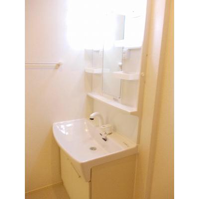 プリムローズⅤ 103【管理NO：1-022262002-01030】 ★家具家電は申し込み後に搬入します★ ★2026年11月中旬入居可能★の物件写真6
