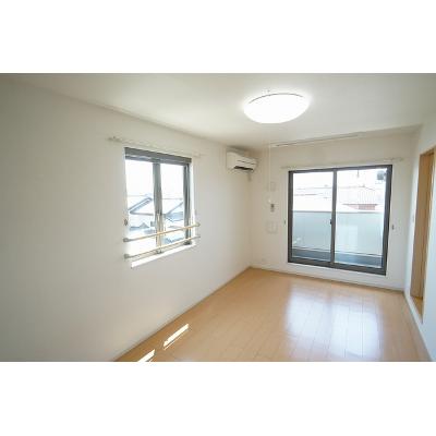 サンライズ・フォレスト 301【管理NO：1-017834201-03010】 ★家具家電は申し込み後に搬入します★ ★2026年11月中旬入居可能★の物件写真2