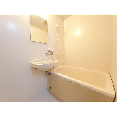 エルディムセントポーリア 103【管理NO：1-003969501-01030】 ★家具家電は申し込み後に搬入します★ ★2026年11月中旬入居可能★の物件写真4