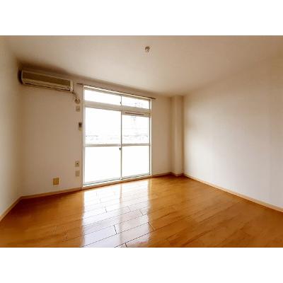 メゾン斉藤 205【管理NO：1-004347701-02050】 ★家具家電は申し込み後に搬入します★ ★2026年11月中旬入居可能★の物件写真2