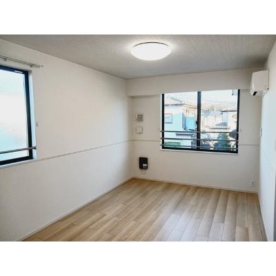クレッセント毛呂山 201【管理NO：1-027679301-02010】 ★家具家電は申し込み後に搬入します★ ★2026年12月中旬入居可能★の物件写真2
