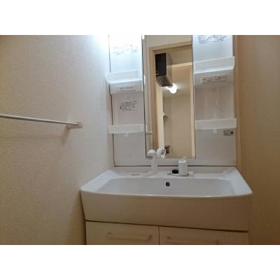 ルミナリエ 104【管理NO：1-016281801-01040】 ★家具家電は申し込み後に搬入します★ ★2026年12月上旬入居可能★の物件写真6