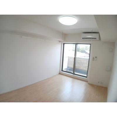 ベル　フルーフⅡ 302【管理NO：1-023087602-03020】 ★家具家電は申し込み後に搬入します★ ★2026年10月下旬入居可能★の物件写真2