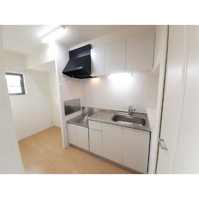 ブリーゼ 204【管理NO：1-023708301-02040】 ★家具家電は申し込み後に搬入します★ ★2026年10月下旬入居可能★の物件写真3