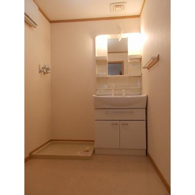 イリーデシェル 204【管理NO：1-013255501-02040】 ★家具家電は申し込み後に搬入します★ ★2027年01月上旬入居可能★の物件写真6