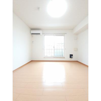 エスポワールⅢ 203【管理NO：1-015423701-02030】 ★家具家電は申し込み後に搬入します★ ★2026年11月中旬入居可能★の物件写真2