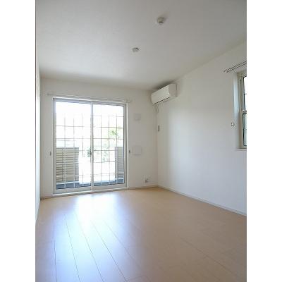 カルム　ガーデン　Ⅱ 101【管理NO：1-017336302-01010】 ★家具家電は申し込み後に搬入します★ ★2026年11月下旬入居可能★の物件写真2