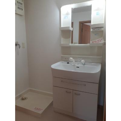 ジラ・ソーレ 103【管理NO：1-013657601-01030】 ★家具家電は申し込み後に搬入します★ ★2026年11月中旬入居可能★の物件写真6