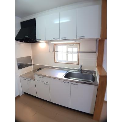 アルモニー 201【管理NO：1-015052401-02010】 ★家具家電は申し込み後に搬入します★ ★2026年10月中旬入居可能★の物件写真3