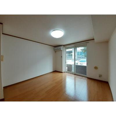 ソレアードＴＭ 103【管理NO：1-011572301-01030】 ★家具家電は申し込み後に搬入します★ ★2026年12月中旬入居可能★の物件写真2