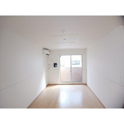 アーバンハイツⅠ 102【管理NO：1-021024001-01020】 ★家具家電は申し込み後に搬入します★ ★2026年11月中旬入居可能★の物件写真2