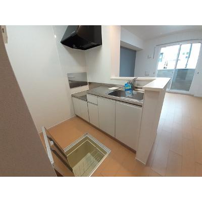 apartment 〒108-0075　東京都港区港南２丁目16-1