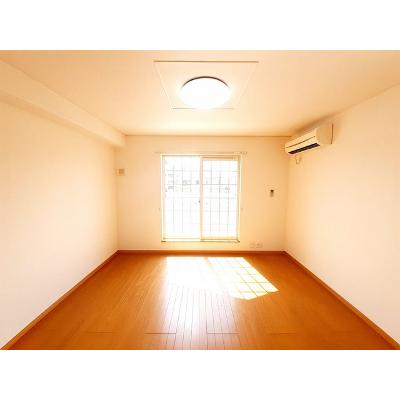 クロス　マウンテン 206【管理NO：1-014135801-02050】 ★家具家電は申し込み後に搬入します★ ★2026年11月中旬入居可能★の物件写真2