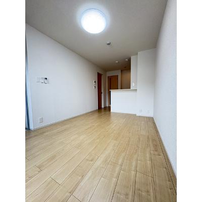 アンプルール 205【管理NO：1-025306801-02040】 ★家具家電は申し込み後に搬入します★ ★2026年12月中旬入居可能★の物件写真2