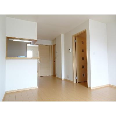 アベニュー　ウエストナイン　Ⅰ 101【管理NO：1-016901301-01010】 ★家具家電は申し込み後に搬入します★ ★2026年11月下旬入居可能★の物件写真2