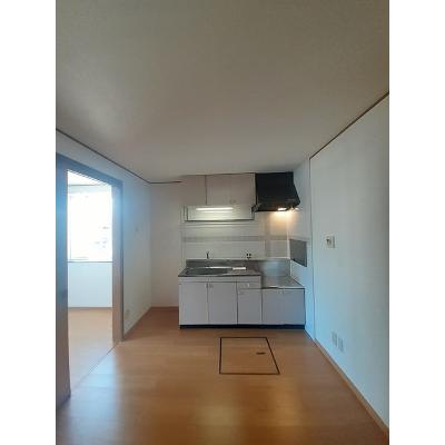 パレ・ラフィネ 101【管理NO：1-007963701-01010】 ★家具家電は申し込み後に搬入します★ ★2026年11月中旬入居可能★の物件写真3