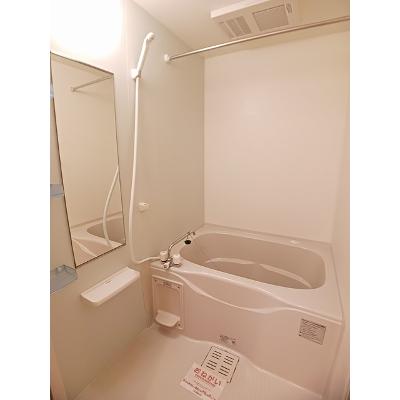 ブリーゼ 105【管理NO：1-015885601-01050】 ★家具家電は申し込み後に搬入します★ ★2026年12月中旬入居可能★の物件写真4