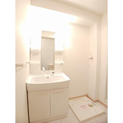 ブリーゼ 105【管理NO：1-015885601-01050】 ★家具家電は申し込み後に搬入します★ ★2026年12月中旬入居可能★の物件写真6