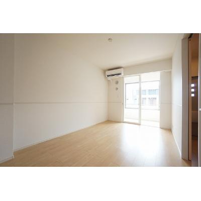 リバーサイド・コートⅠ 105【管理NO：1-025002601-01040】 ★家具家電は申し込み後に搬入します★ ★2027年01月中旬入居可能★の物件写真2