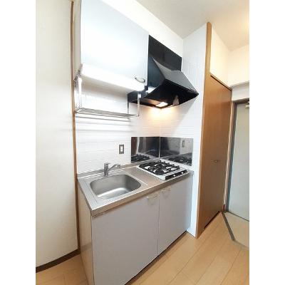 Ａ・ＬＡ・ＭＯＤＯ 301【管理NO：1-009569101-03010】 ★家具家電は申し込み後に搬入します★ ★2026年11月中旬入居可能★の物件写真3