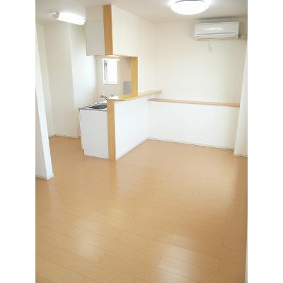 メゾン・オーブ　Ⅰ 205【管理NO：1-018988901-02050】 ★家具家電は申し込み後に搬入します★ ★2026年11月下旬入居可能★の物件写真2