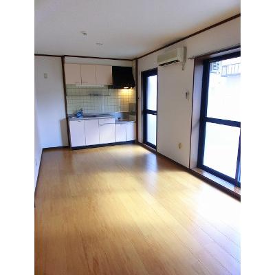 ペンション　タカラ 102【管理NO：1-011569901-01020】 ★家具家電は申し込み後に搬入します★ ★2026年11月上旬入居可能★の物件写真2