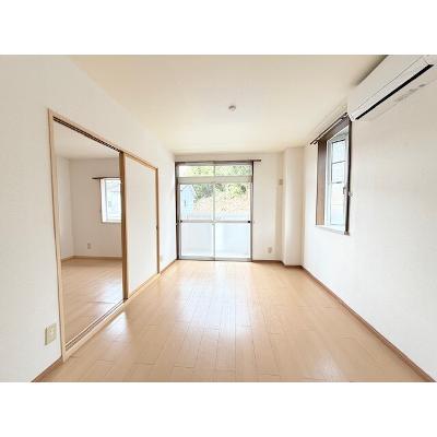 アーバンハイツ関 105【管理NO：1-004561701-01050】 ★家具家電は申し込み後に搬入します★ ★2026年11月中旬入居可能★の物件写真2