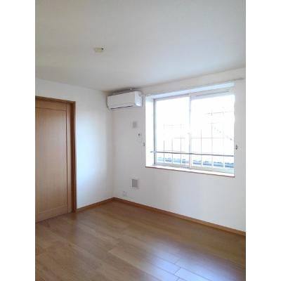 アヴァンティ 203【管理NO：1-014311201-02030】 ★家具家電は申し込み後に搬入します★ ★2026年11月下旬入居可能★の物件写真2