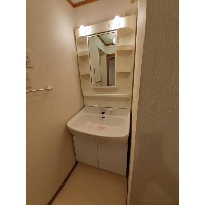 サンブロード 201【管理NO：1-011503601-02010】 ★家具家電は申し込み後に搬入します★ ★2026年11月上旬入居可能★の物件写真6