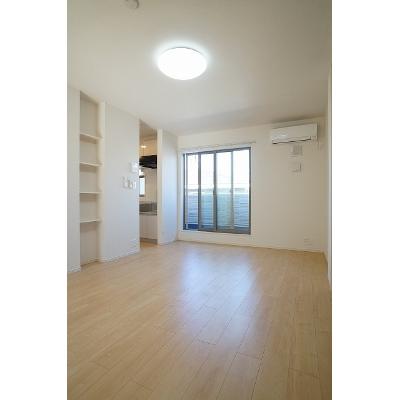 ボン　フェリシア 203【管理NO：1-023291101-02030】 ★家具家電は申し込み後に搬入します★ ★2026年10月下旬入居可能★の物件写真2