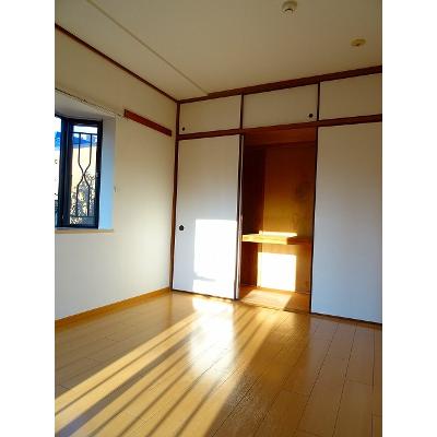 ベルクハウス 105【管理NO：1-099176801-01040】 ★家具家電は申し込み後に搬入します★ ★2026年11月上旬入居可能★の物件写真2