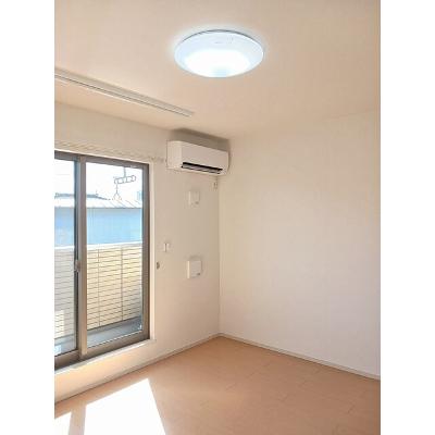 ブルースカイ　Ⅰ 201【管理NO：1-019186201-02010】 ★家具家電は申し込み後に搬入します★ ★2026年11月中旬入居可能★の物件写真2