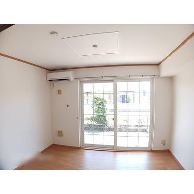 アバンツァート：Ｔ 101【管理NO：1-012214401-01010】 ★家具家電は申し込み後に搬入します★の物件写真2