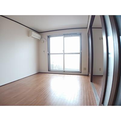ソシエ２２１ 301【管理NO：1-004952901-03010】 ★家具家電は申し込み後に搬入します★ ★2026年11月中旬入居可能★の物件写真2