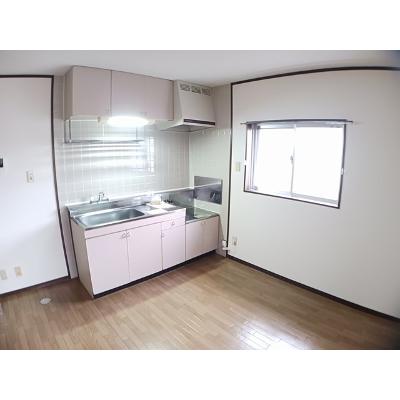 ソシエ２２１ 301【管理NO：1-004952901-03010】 ★家具家電は申し込み後に搬入します★ ★2026年11月中旬入居可能★の物件写真3