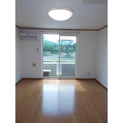 ピークリーヴⅡ 102【管理NO：1-011404101-01020】 ★家具家電は申し込み後に搬入します★ ★2026年12月下旬入居可能★の物件写真2