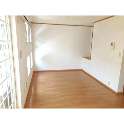 エステルノ 205【管理NO：1-012383801-02040】 ★家具家電は申し込み後に搬入します★ ★2026年11月中旬入居可能★の物件写真2