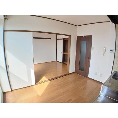シーライト 203【管理NO：1-004720801-02030】 ★家具家電は申し込み後に搬入します★ ★2026年12月中旬入居可能★の物件写真2
